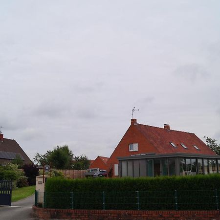 A La Maison Du Bonheur Audruicq Exteriör bild