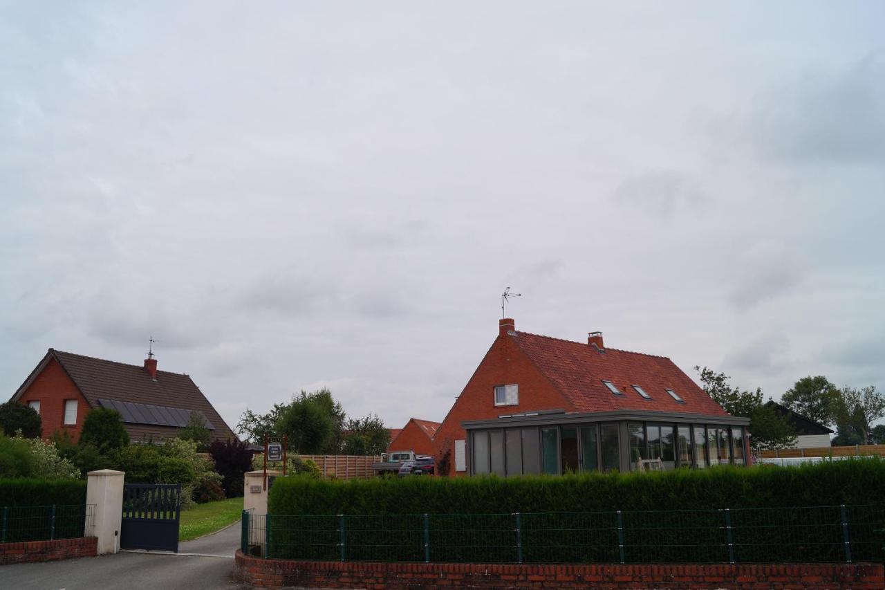 A La Maison Du Bonheur Audruicq Exteriör bild